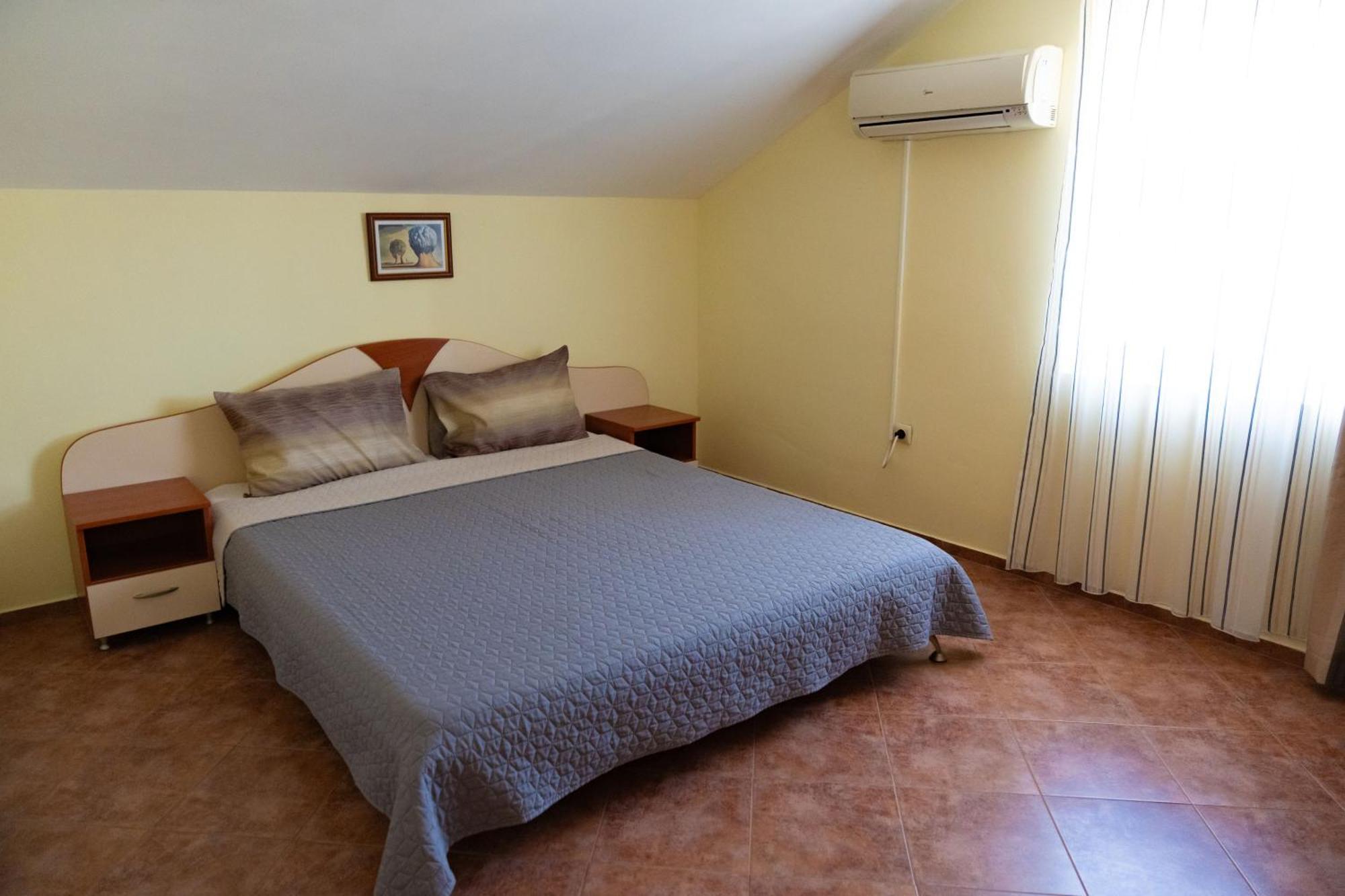 Zlatna Ribka Hotel Chernomorets Bagian luar foto
