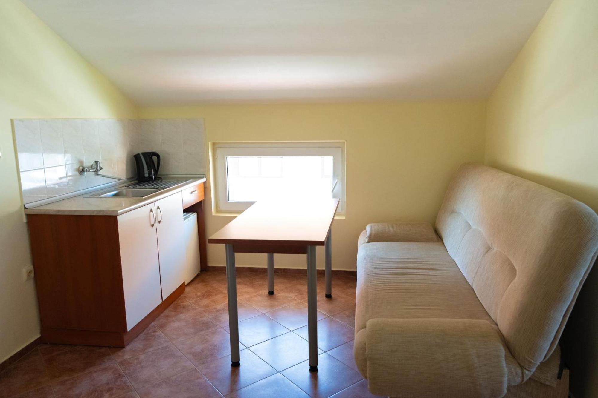 Zlatna Ribka Hotel Chernomorets Bagian luar foto