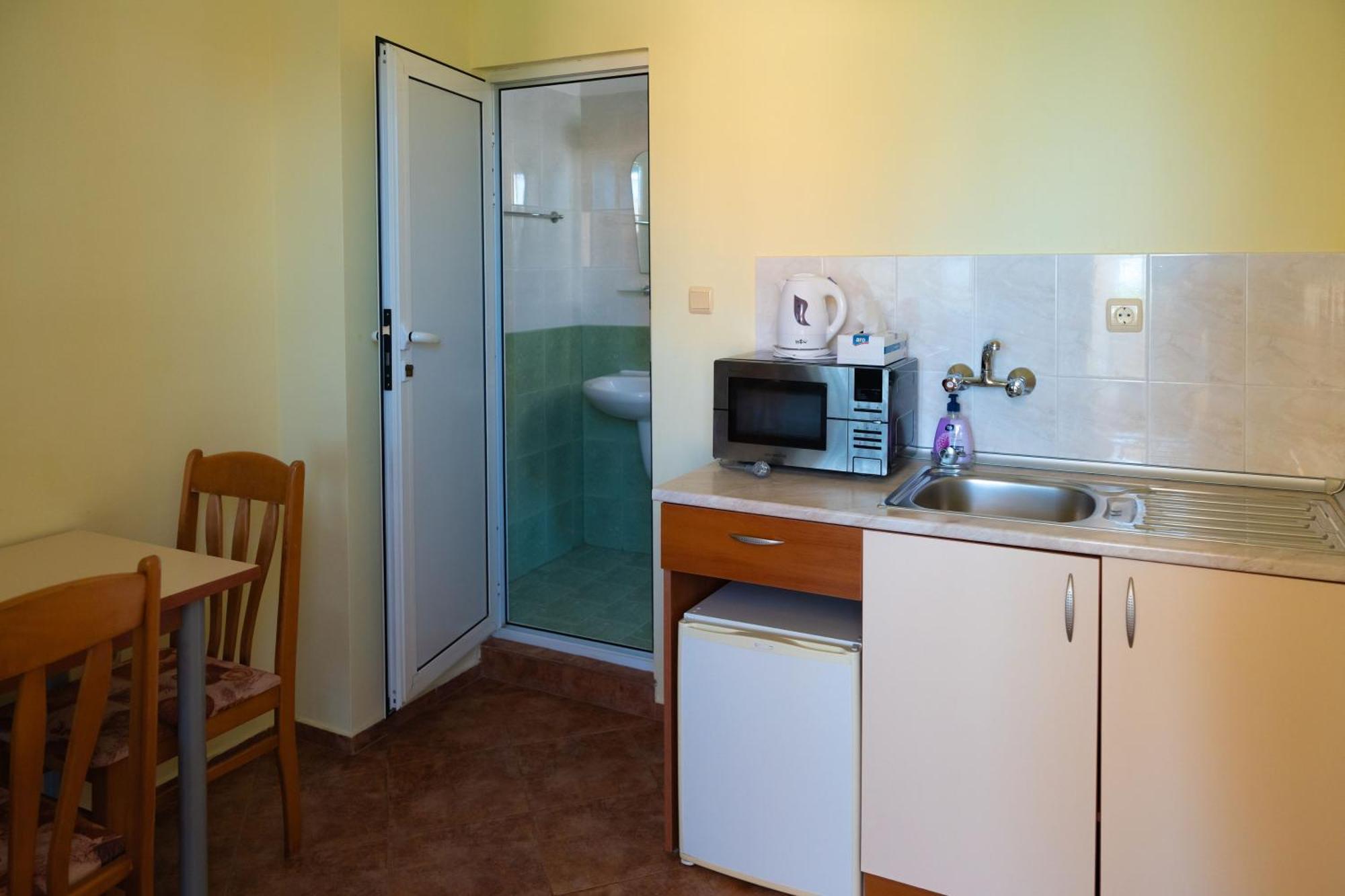 Zlatna Ribka Hotel Chernomorets Bagian luar foto