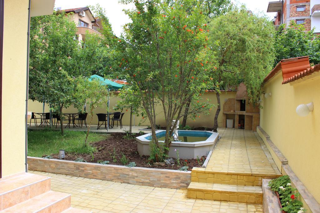 Zlatna Ribka Hotel Chernomorets Bagian luar foto